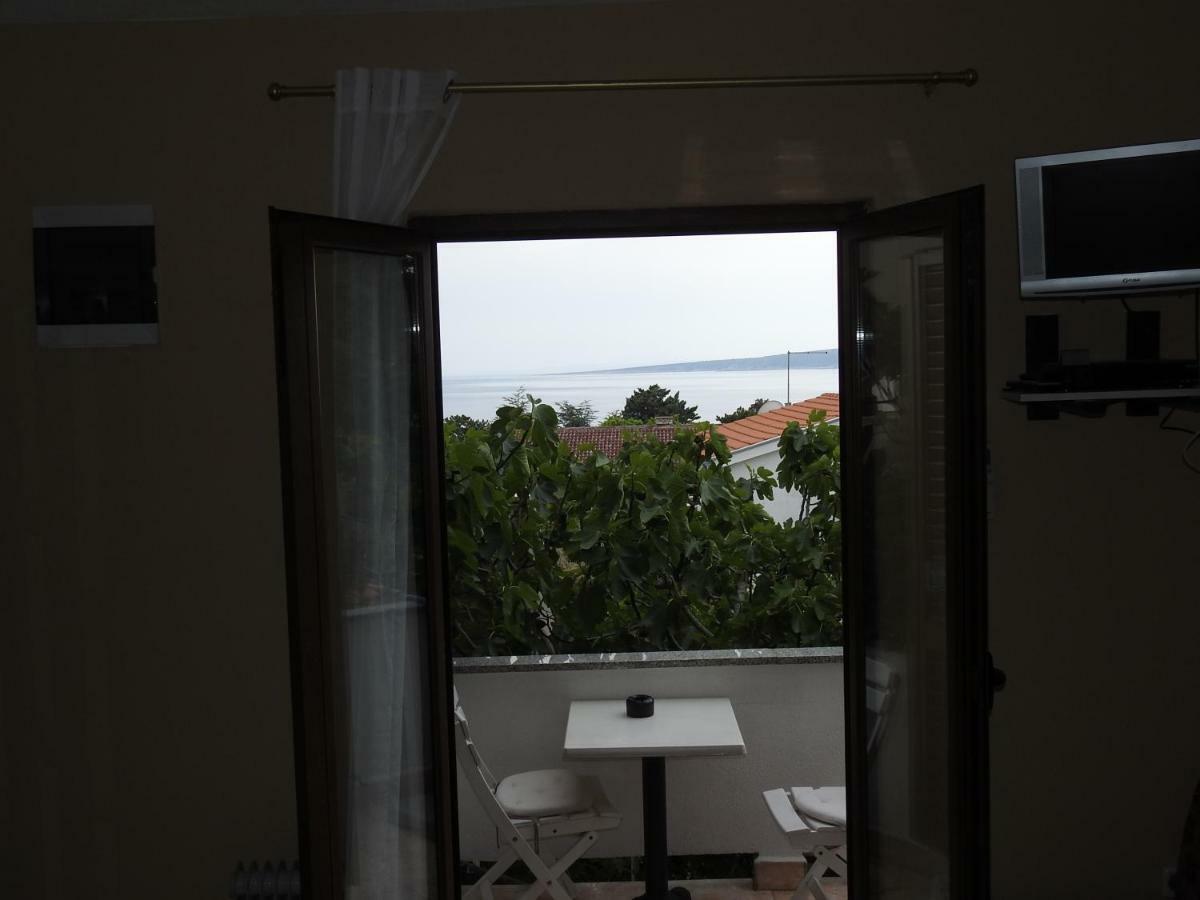 Appartement Vb Jelcic Krk à Krk Town Extérieur photo